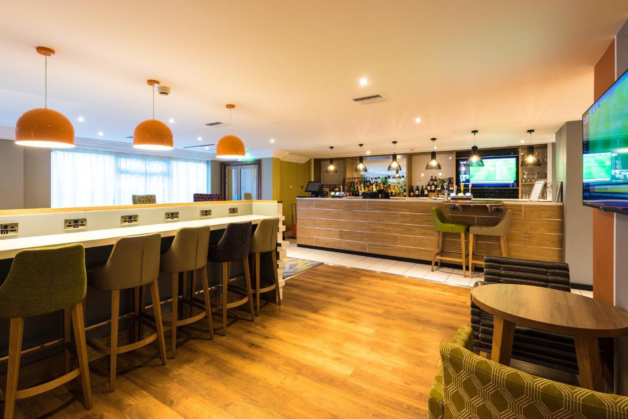 Holiday Inn Chester South By Ihg Ngoại thất bức ảnh